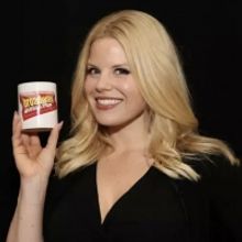 Wake Up With BWW 5/25: HADESTOWN and GIRL FROM THE NORTH COUNTRY Announce Broadway Re