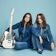 Larkin Poe Release Blazing New Song & Video Ahead of Summer Tour