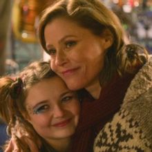 VIDEO: Watch the Trailer for MIXTAPE on Netflix Starring Julie Bowen