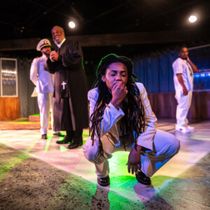 Review: The Gift Theatre's HAYWARD at Steppenwolf Theatre