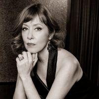 Suzanne Vega Presents An Evening Of Songs & Stories At The Ridgefield Playhouse