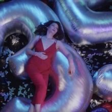 VIDEO: Watch Katrina Lenk in New Promo for COMPANY on Broadway!