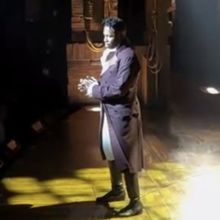 Video: Leslie Odom, Jr. Makes First Entrance in HAMILTON Return Engagement