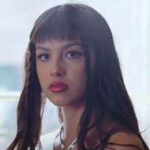 Olivia Rodrigo Drops Deluxe 'GUTS' Album With Five New Tracks