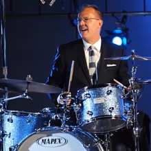 Interview: MATT JOHNSON of SWINGIN' THE DISNEY SONG BOOK! @ CAMPUS JAX NEWPORT BEACH