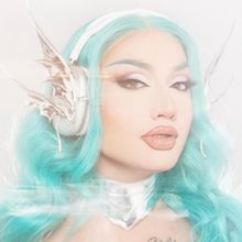 Lagoona Bloo Releases New Single 'TMFO'