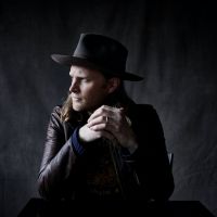 Wesley Schultz Announces Livestream Show on Nov. 15