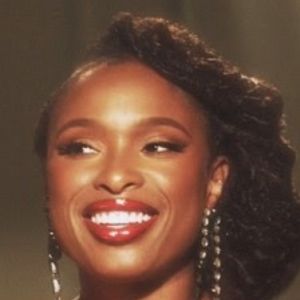 Jennifer Hudson Releases First Holiday Album 'The Gift of Love'