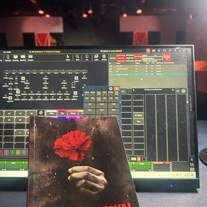 Student Blog: 12 Hours, 1 Brain Cell, Infinite Cues- Tech Week