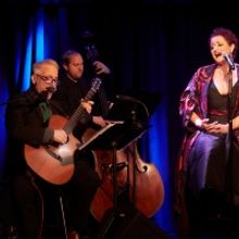 Photos: Regina Zona and Sean Harkness In IT MUST HAVE BEEN THE MISTLETOE at The Triad