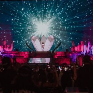 Review: THE MAGIC HOUR TOUR - Jhené AIKO at Target Center