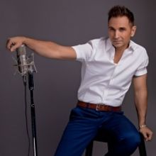 BWW Feature: Travis Cloer of Jersey Boys Fame Returns to The Vegas Room Featuring Son