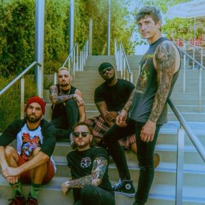 FELICITY Announces Rocking New Single 'She's Nuclear'