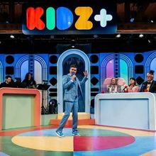 Review: KID GLOVES World Premiere Musical Comedy at Skylight Theatre