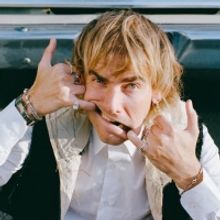 Hyper Pop Artist Danny Dwyer Shares New Single 'Little Gnome'