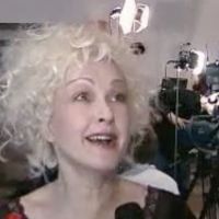 Broadway Rewind: Cyndi Lauper Makes Her Broadway Debut in THE THREEPENNY OPERA
