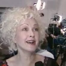 Broadway Rewind: Cyndi Lauper Makes Her Broadway Debut in THE THREEPENNY OPERA