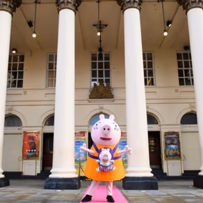 PEPPA PIG'S BIG FAMILY SHOW Will Return to London's West End This Festive Season