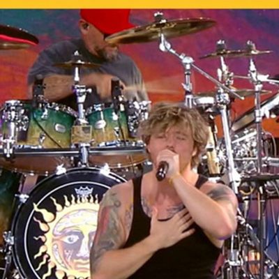 Sublime Performs 'Santeria' On GMA Summer Concert Series