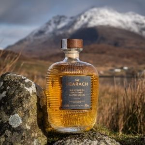 ISLE OF HARRIS - Premium Spirits from Scotland to Top Off the Holidays