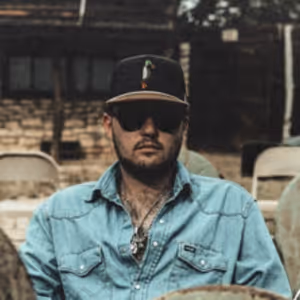 Sterling Elza Confirms New Shows with Giovannie and the Hired Guns
