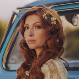 Willow Avalon Shares Highly Anticipated Single 'Tequila or Whiskey'