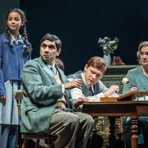 Review Roundup: DEAR OCTOPUS at The National Theatre