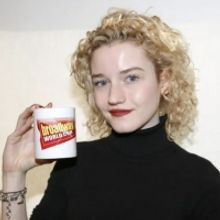 Wake Up With BWW 2/8: Christy Altomare in Concert With Seth Rudetsky, and More!