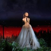 SNL to Premiere 50th Season This Month; Ariana Grande to Host in October