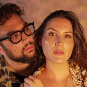 Ohio Electro-Pop Duo MUNNYCAT Release New Single 'somethin sweet'
