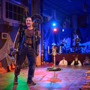 Review: SO LATE INTO THE NIGHT at Rorschach Theatre