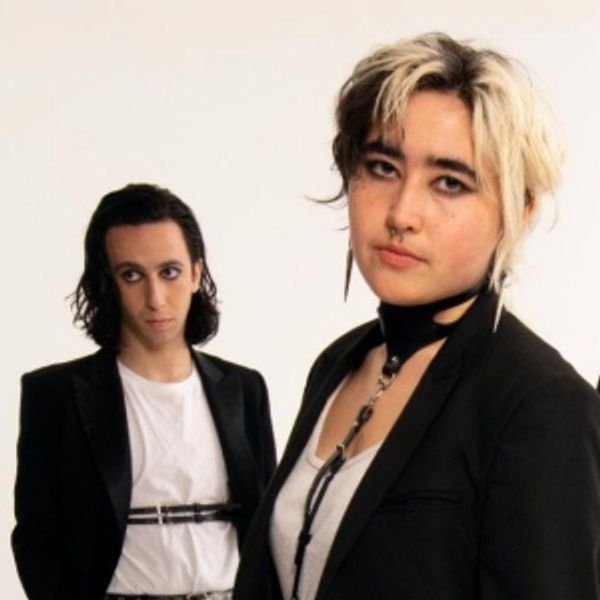Video: DESTROY BOYS Share Video For Latest Single 'Shadow (I'm Breaking Down)' Photo