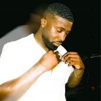 Scribz Riley Releases New Single 'Mandy'