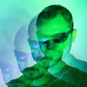 Auragraph Shares 'New Standard' Acid-Dipped Synthwave Track 'Heatwave'