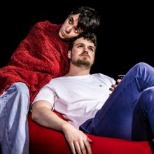 Review: LOVE'S A BEACH, Soho Theatre