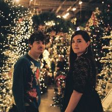 Emile Mosseri & Julianna Barwick Release Holiday Single 'snowpool'