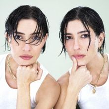 The Veronicas Unveil New Single 'Detox'; New Album 'GOTHIC SUMMER' Releasing In 2024