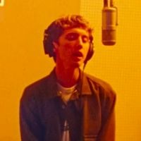 VIDEO: Troye Sivan Releases Acoustic Version of 'Angel Baby'