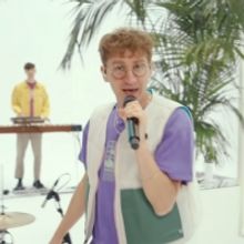 VIDEO: Glass Animals Perform 'Tangerine' on THE LATE LATE SHOW