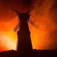 BWW REVIEW: Emerging Director And Playwright Saro Lusty-Cavallari Delivers A Captivating Adaptation Of George Orwell's ANIMAL FARM For New Theatre.