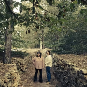The Secret Sisters Celebrate Mother's Day With New Song 'Mama, Now'