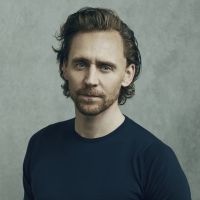 Tom Hiddleston to Take Part in Poetry Reading at National Theatre as Part of Ukraine…