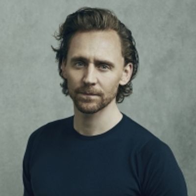 Tom Hiddleston to Take Part in Poetry Reading at National Theatre as Part of Ukraine Fundraiser