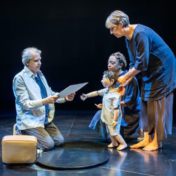 Review: TAO OF GLASS, @sohoplace Photo