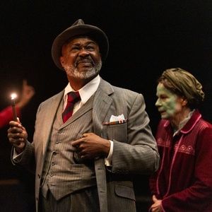 Review: BLACK COMEDY, Orange Tree Theatre