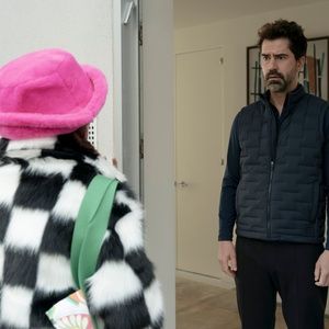 Video: Hamish Linklater Guest Stars as Biohacker in New ELSBETH Sneak Peek Clip