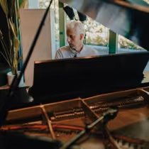 Andrew McMahon Sets STRINGS ATTACHED Symphony Shows for 2027