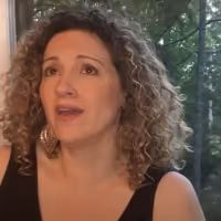 VIDEO: Donna Vivino and Larry Hochman Perform 'Smile' Video