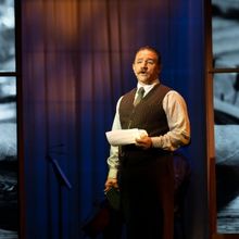 Review: A Beautiful Vision of How the Classic Tale of Oz Came to Be With OZ: A NEW MU