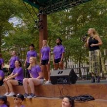 VIDEO: Betsy Wolfe, Andrew Rannells and More Take Part in Bryant Park's Broadway-Boun